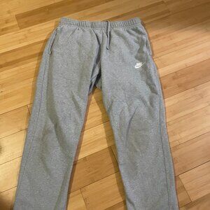 Nike Men's Grey Sweatpants
